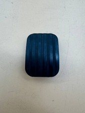 Mercedes W124 pedal rubber