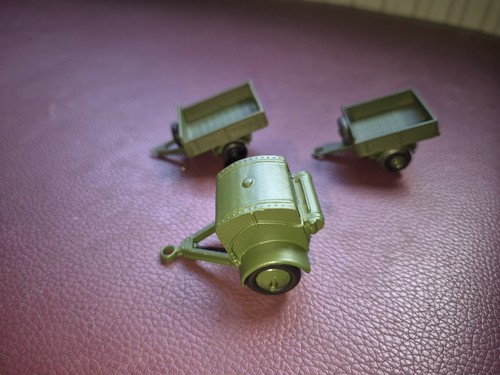 Army trailers dinky - size, 1/76