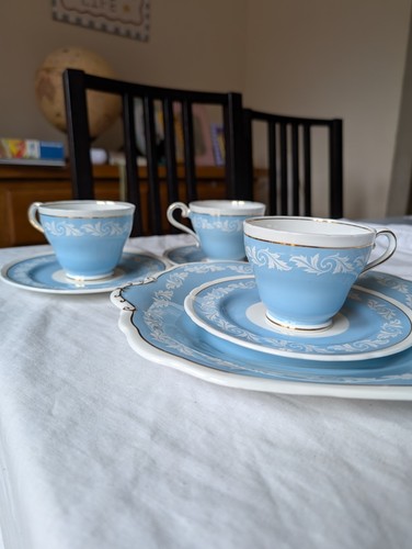 Vintage blue white leaf - vintage,