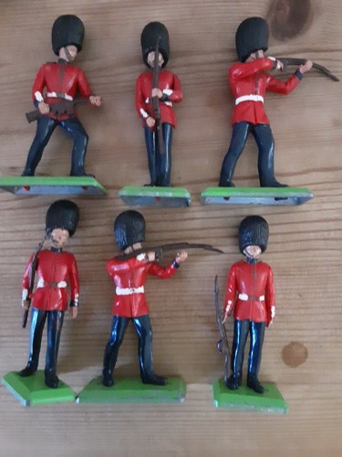 Britains deetail scale - britains,