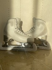 Edea Ice Fly Figure Skates with Jackson Ultima Matrix Legacy MX7050 blade