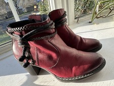 Reiker Leather Size 6 Burgundy