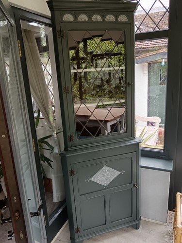 Corner cabinets pre owned - corner,