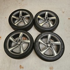 Volvo Ixion V40 17 inch - 4x tyres, 3 Goodyear Eagle F1, 1 Avon ZV7 225/45/R17