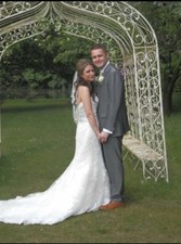 Absolutely Stunning Justin Alexander Wedding Dress 8713 style Size 8