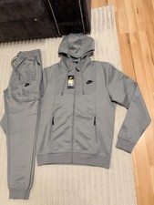 Nike Men's Tech Fleece