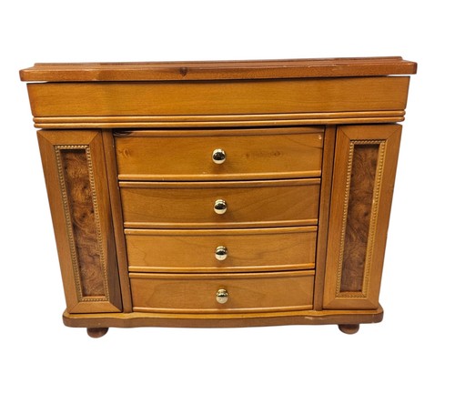 Mele wooden jewellery box - co,