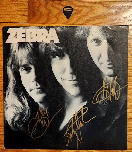 Zebra signed autographed vinyl - zebra,