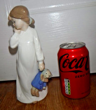 Nao By Lladro Figurine ~ Girl