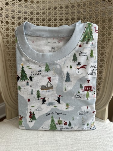 Pottery barn north - north, pole