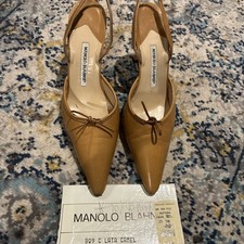 MANOLO BLAHNIK  Caramel Tan
