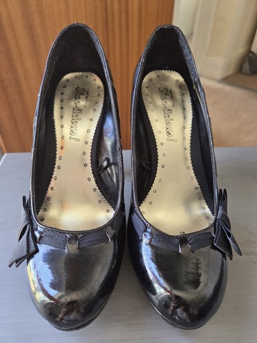 Red herring shoe licious - herring, black
