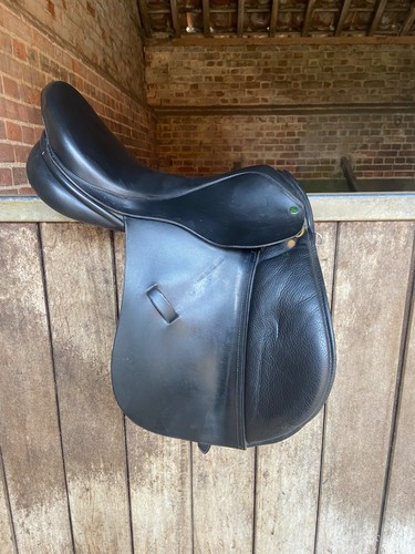 Black ideal saddle medium - gp,