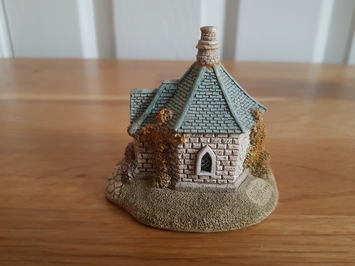 Lilliput lane farthing lodge - lilliput,