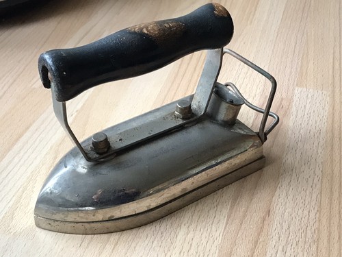 Vintage laundry iron - vintage, iron.
