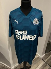 Newcastle United Away Shirt Puma Green Size XL
