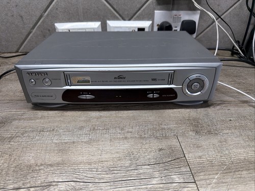 Samsung 640b vhs vcr player - samsung,
