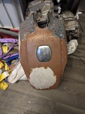 Suzuki Gsx750et Tank