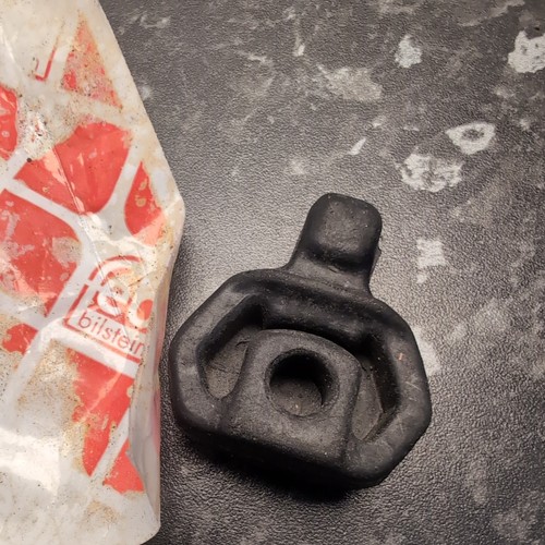Exhaust mount hanger rubber - mount,