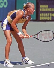 647291 Tennis Pro Anna