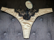 Ultimo Adore Moi Gold & Black