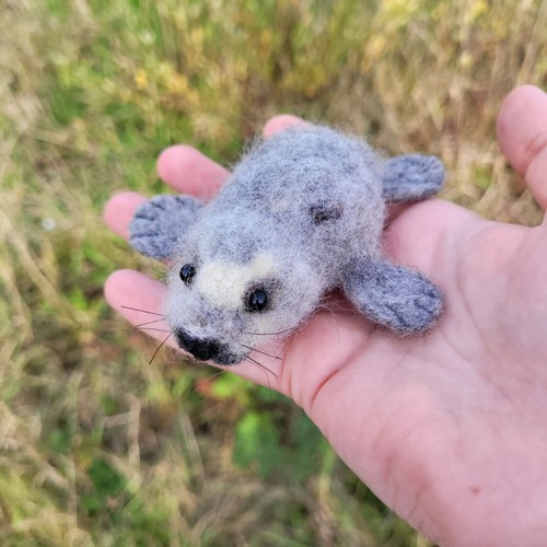 Storm the baby - seal, figurine