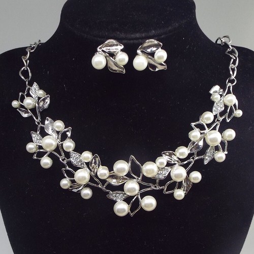 White cultured freshwater bead - cultured,