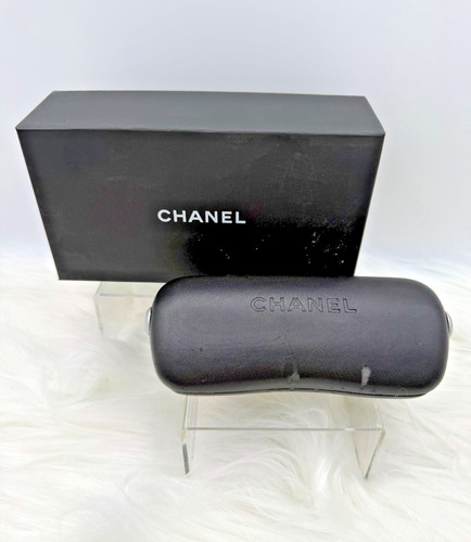 Vintage black hard shell - hard,