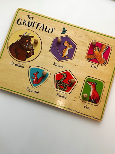 The gruffalo wooden knobbed - gruffalo,