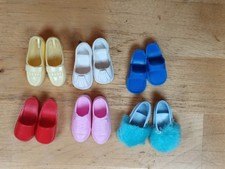 6 pairs vintage Sindy shoes