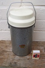 Vintage 1960 metal thermos - metal,
