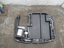 2017 AUDI TT ULTRA SPORT 8S 2.0TDI MK3 3DRS COUPE JACK LIFT TYRE REPAIR KIT+FOAM