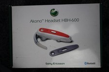 Sony Ericsson  Akono HBH-600 Bluetooth Headset (boxed ) Spare or repair Vintage