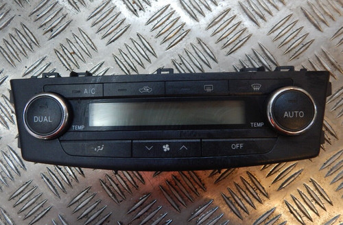Genuine 2009 toyota avensis - toyota,