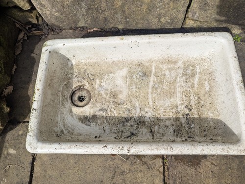 Old ceramic belfast style - belfast, sink