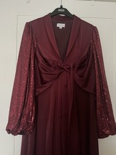 Virgos Lounge Burgundy