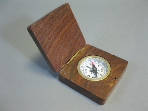Compass wooden box diameter - in,