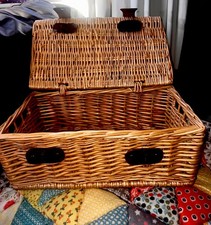 VINTAGE WICKER RUSTIC STORAGE