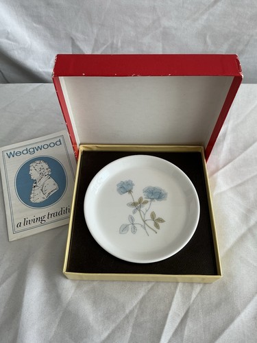 Wedgwood ice rose - wedgwood, round
