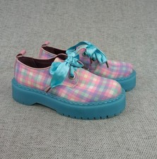  Irregular Choice Bed Of Roses