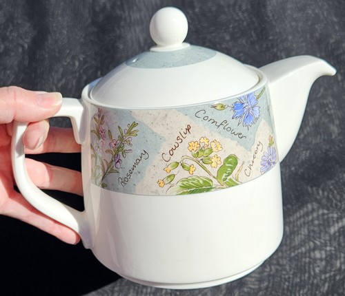 Retired royal doulton - royal,