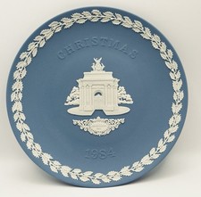 Wedgwood Blue Jasper Ware Christmas Plate 1984  Constitution Hill