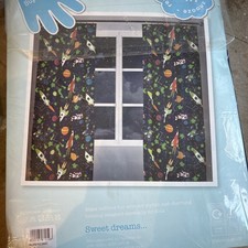 Glow in the dark space theme