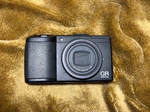 Ricoh digital iii compact - digital,