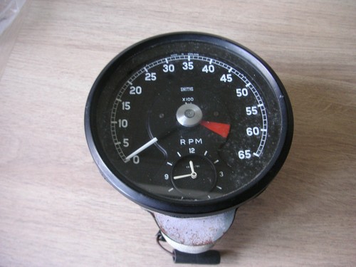 Daimler 250 smiths rev - daimler,