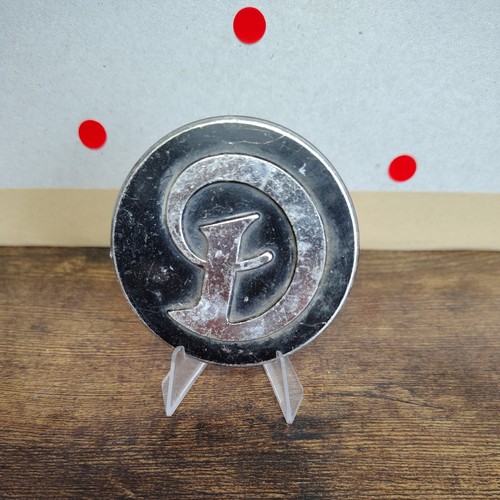 Daimler hub cap - cap, d