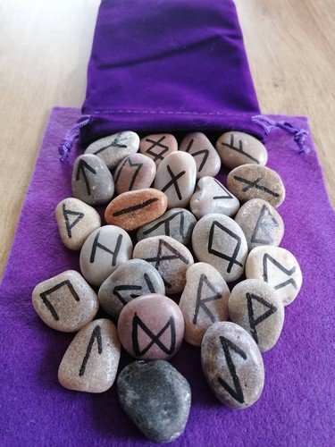 Runes set 185 handcrafted - set,