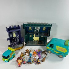 Scooby Doo Mystery Machine Van