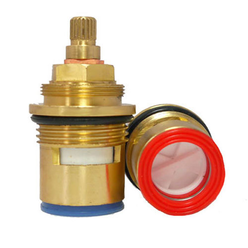 Quarter turn ceramic disc - quarter,