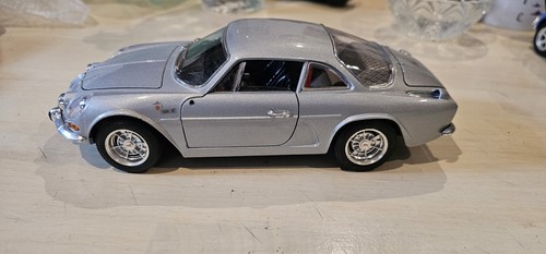 Burago alpine a110 scale - burago,